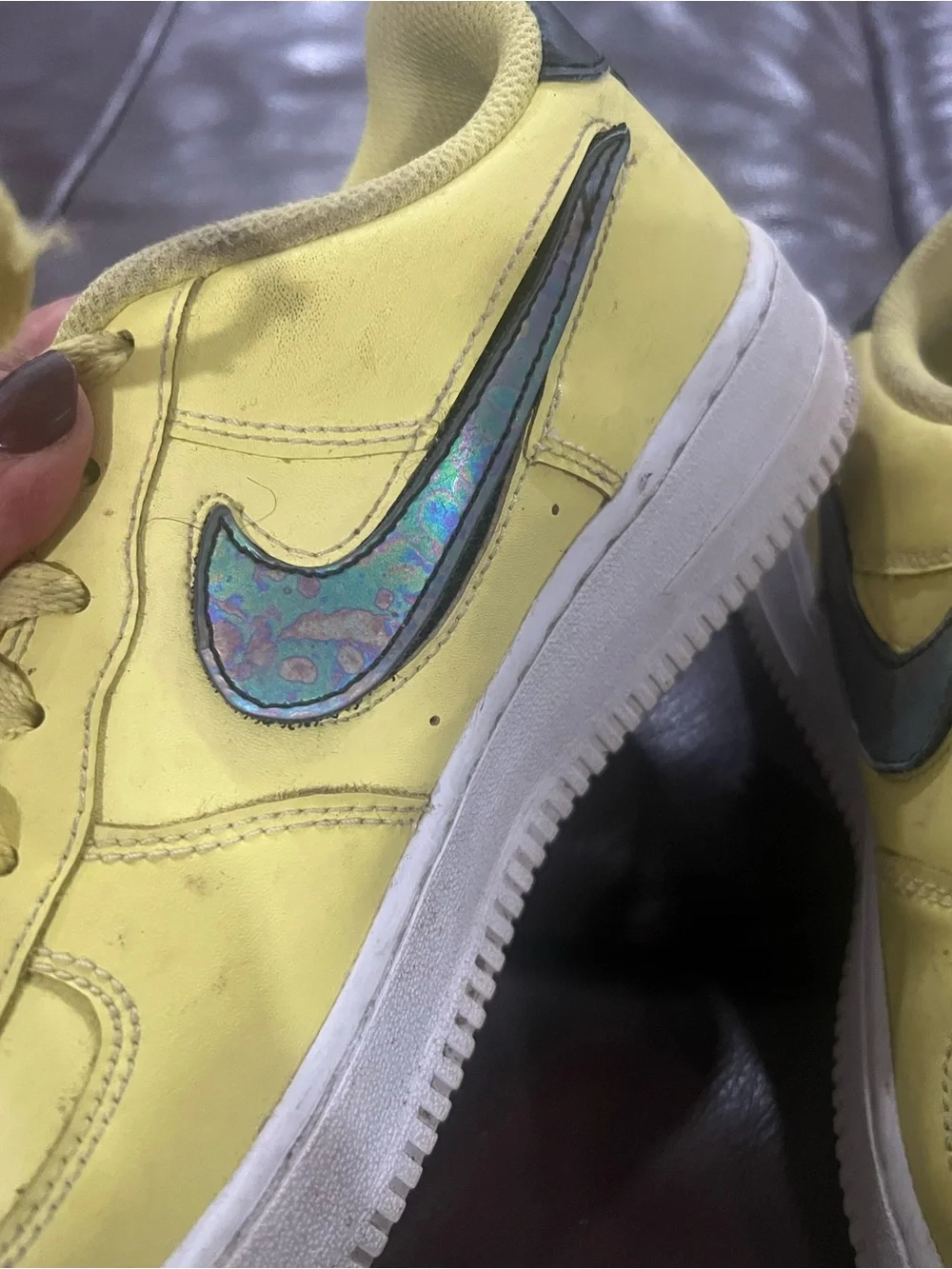 Nike Air Force 1 LV8 GS Volt Yellow Iridescent Swoosh Sneakers US 6Y /W8